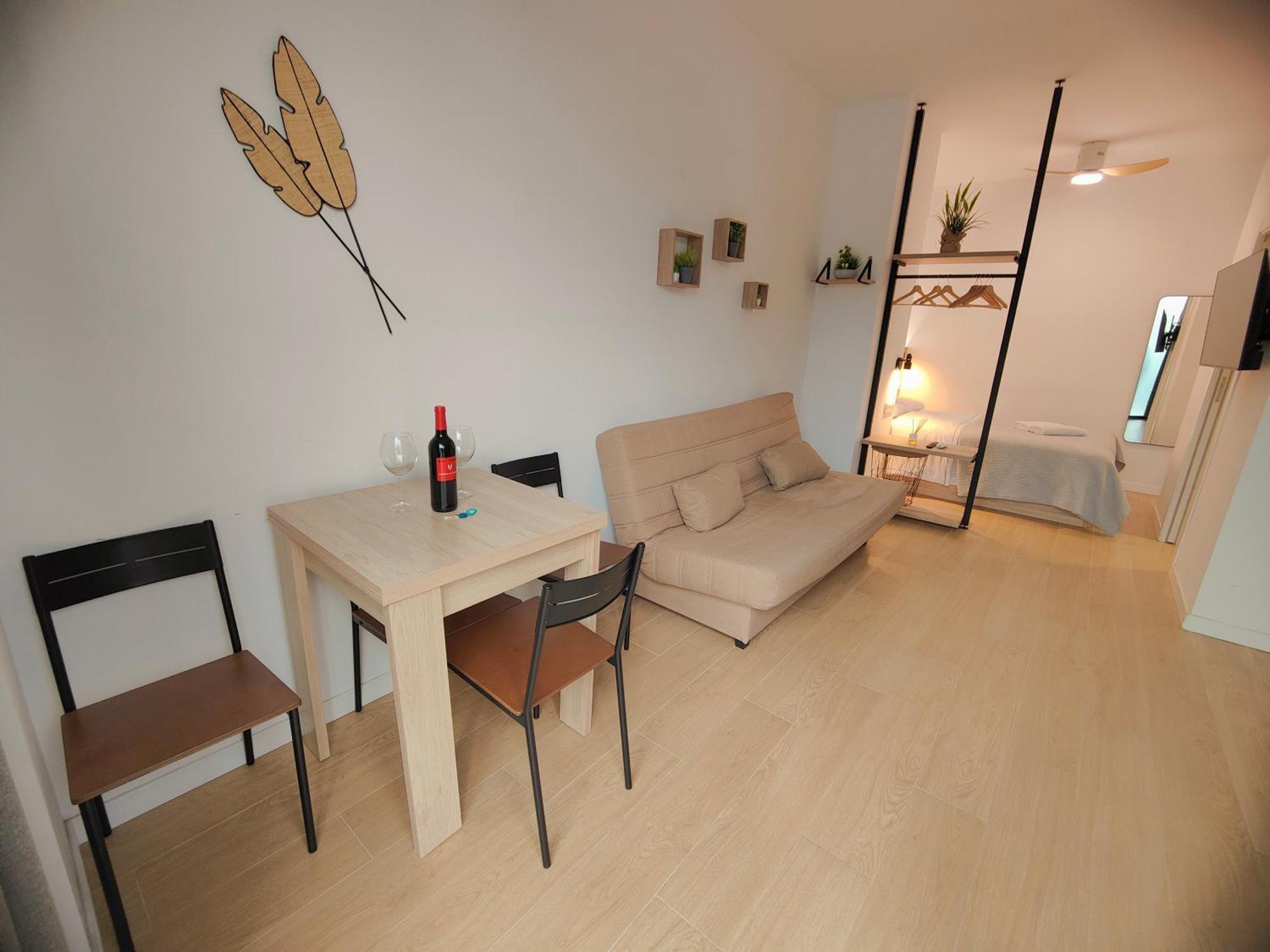 Miramar Rd B Apartment